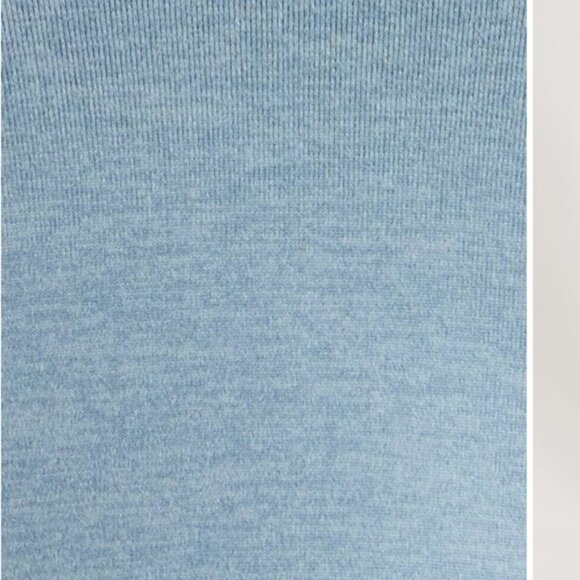 Women tops - Picture 2 of 3